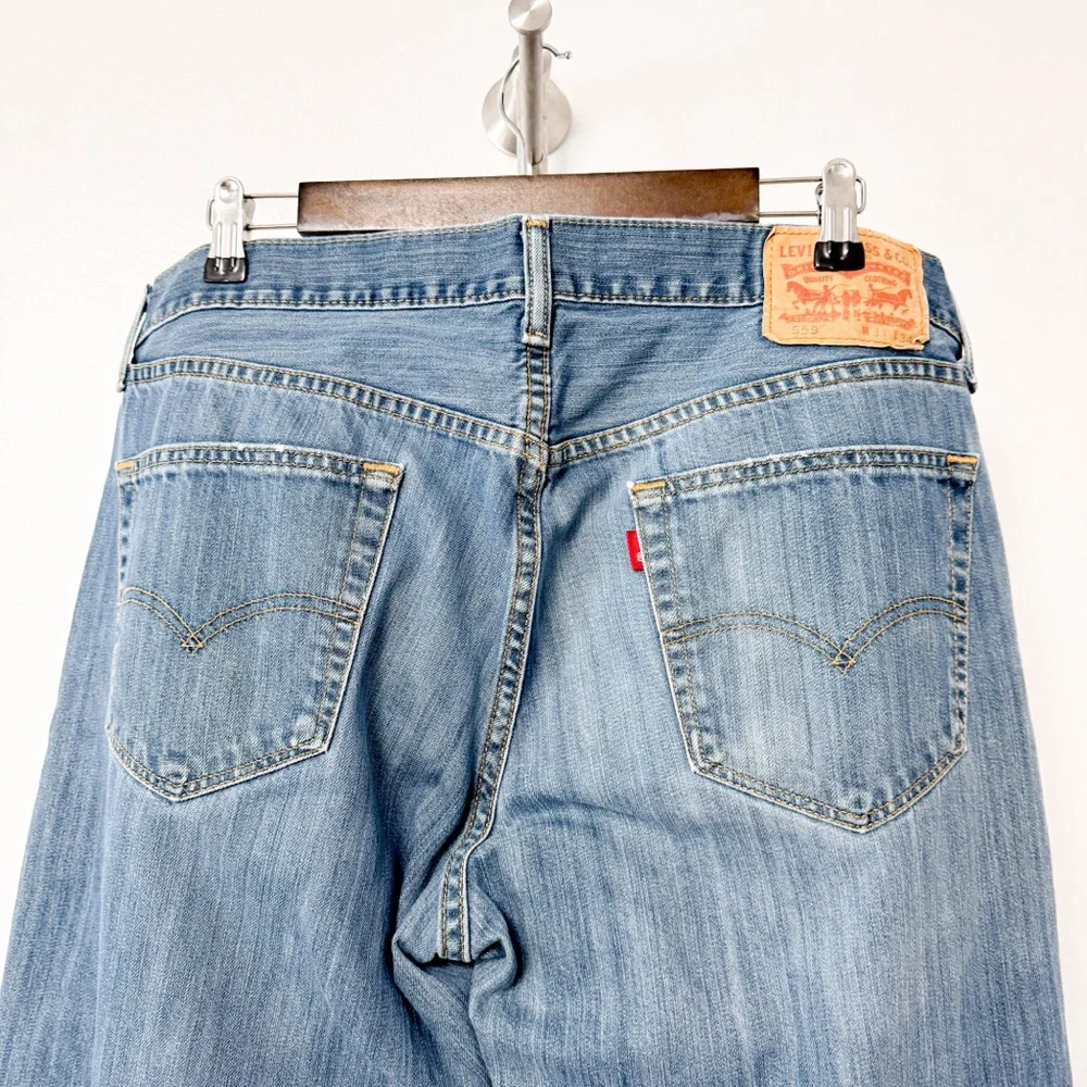 Men's Levis 559 Relaxed Straight Fit Denim Blue Jeans 34 x 34‎